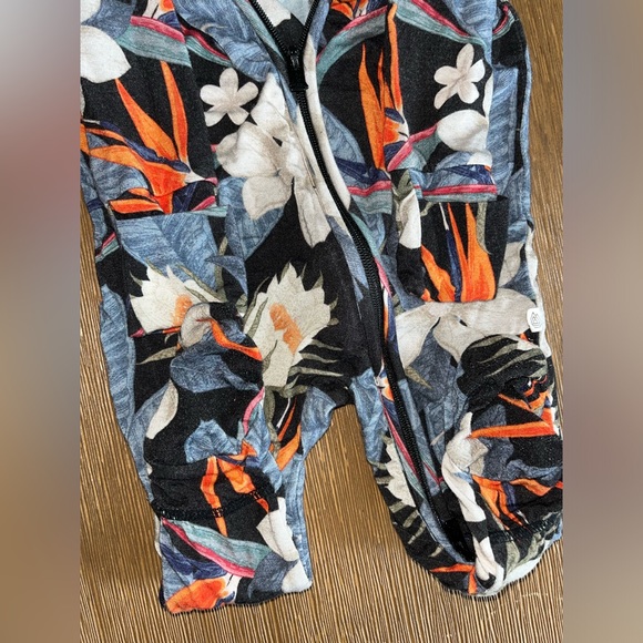 Muse Threads bamboo Footie bird of paradise print - Picture 6 of 6